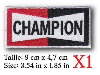 MAXIMUMPATCHES - Ecusson Patch Brodé Thermocollant - 9 cm x 4,7 cm - Automobile Moto Voiture Rétro Vintage Champion Bougie