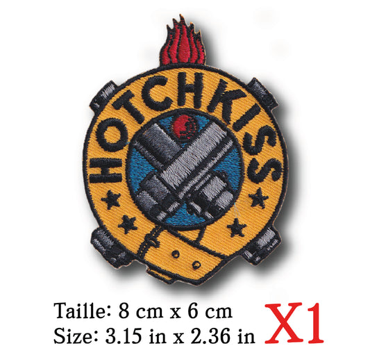 MAXIMUMPATCHES - 8 cm x 6 cm - Ecusson Patch Brodé Thermocollant - Automobile Militaire Arme France Logo Armée Ancien Vintage Hotchkiss