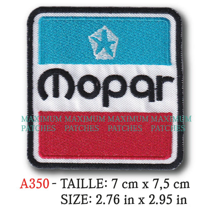 MAXIMUMPATCHES - 7 cm x 7,5 cm - Ecusson Patch Brodé Thermocollant - Automobile Usa Marque Logo Rétro Vintage