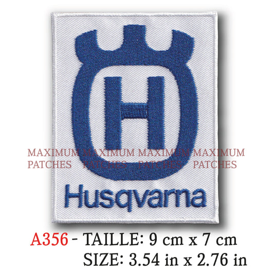 MAXIMUMPATCHES - 9 cm x 7 cm - Ecusson Patch Brodé Thermocollant - Moto Suede Marque Logo Rétro Vintage Husqvarna