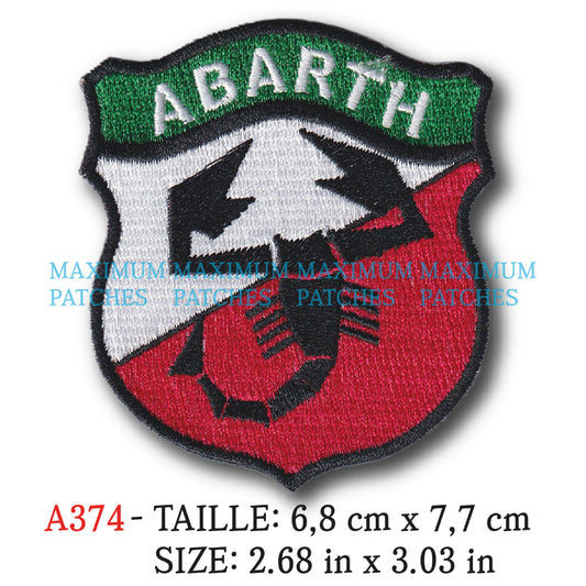 MAXIMUMPATCHES - 6,8 cm x 7,7 cm - Ecusson Patch Brodé Thermocollant - Automobile Italie Marque Logo Rétro Vintage