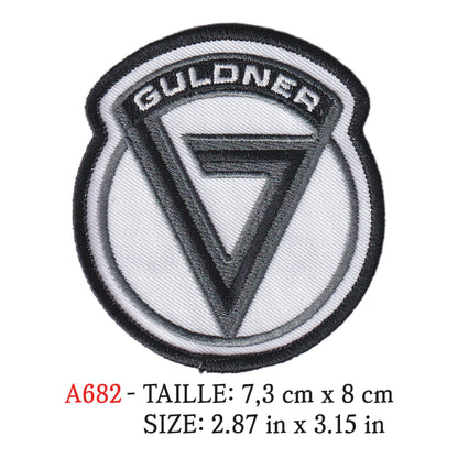 MAXIMUMPATCHES - Ecusson Patch Brodé Therrmocollant - 7,3 cm x 8 cm - Tracteur Machine Agricole Rétro Vintage Allemand Guldner