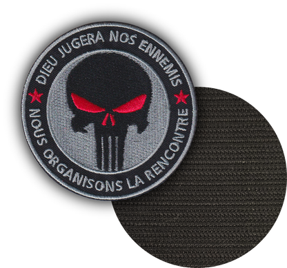 MAXIMUMPATCHES - Diamètre: 8 cm - Ecusson Patch Brodé Avec Scratch Cousu Au Dos + Carré Scratch A Coudre, Face Opposé Offerte, Punisher Dieu jugera nos ennemis, nous organisons la rencontre gris