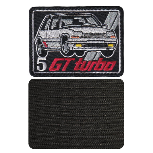 MAXIMUMPATCHES - 9 cm x 6,8 cm - Ecusson Patch Brodé Avec Scratch Cousu Au Dos + Carré Scratch A Coudre, Face Opposé 10 cm x 10 cm / R5 Super 5 Gt Turbo Gti Automobile France