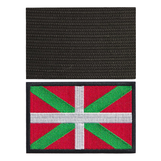 MAXIMUMPATCHES - Pays Basque Euskadi Drapeau - 8,8 cm x 5,7 cm - Ecusson Patch Brodé Avec Scratch Cousu Au Dos + Carré Scratch A Coudre, Face Opposé 10 cm x 10 cm Offert / Département Région Territoire France