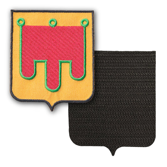 MAXIMUMPATCHES - Auvergne - 6,5 cm x 8 cm - Ecusson Patch Brodé Avec Scratch Cousu Au Dos + Carré Scratch A Coudre, Face Opposé 10 cm x 10 cm Offert / Département Région Territoire France