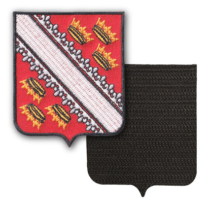 MAXIMUMPATCHES - Alsace - 6,5 cm x 8 cm - Ecusson Patch Brodé Avec Scratch Cousu Au Dos + Carré Scratch A Coudre, Face Opposé 10 cm x 10 cm Offert / Département Région Territoire France