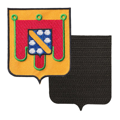 MAXIMUMPATCHES - 15 Cantal - 6,5 cm x 8 cm - Ecusson Patch Brodé Avec Scratch Cousu Au Dos + Carré Scratch A Coudre, Face Opposé 10 cm x 10 cm Offert / Département Région Territoire France