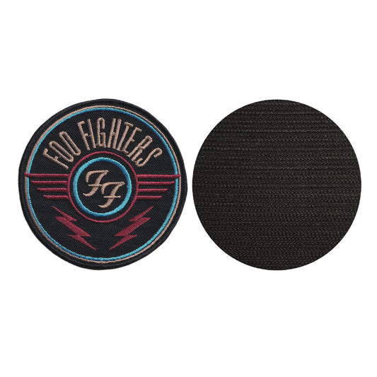 MAXIMUMPATCHES - Foo Fighters - Diamètre 7,8 cm - Ecusson Patch Brodé Avec Scratch Cousu Au Dos + Carré Scratch A Coudre, Face Opposé 10 cm x 10 cm/Groupe Musique Métal Rock Punk Heavy Trash Blues