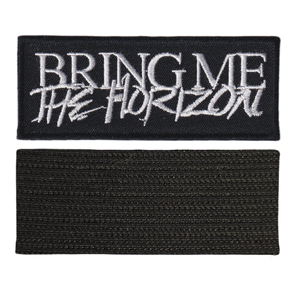 MAXIMUMPATCHES - Bring Me The Horizon - 10 cm x 3,8 cm - Ecusson Patch Brodé Avec Scratch Cousu Au Dos + Carré Scratch A Coudre, Face Opposé 10 cm x 10 cm/Groupe Musique Métal Rock Punk Heavy Trash Blues