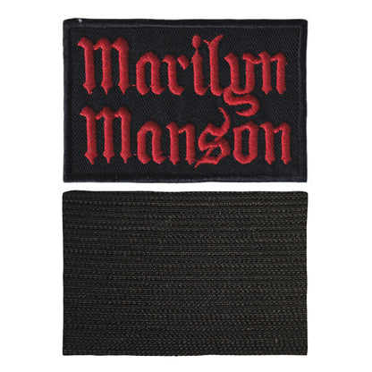 MAXIMUMPATCHES - Marilyn Manson - 8,3 cm x 5,5 cm - Ecusson Patch Brodé Avec Scratch Cousu Au Dos + Carré Scratch A Coudre, Face Opposé 10 cm x 10 cm/Groupe Musique Métal Rock Punk Heavy Trash Blues