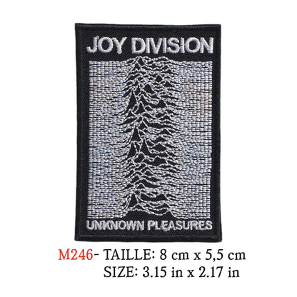 MAXIMUMPATCHES - Patch Ecusson Brodé Thermocollant - 8 cm x 5,5 cm - Joy Division Groupe Musique Rock Punk Hard Trash Métal Heavy Psychedelic