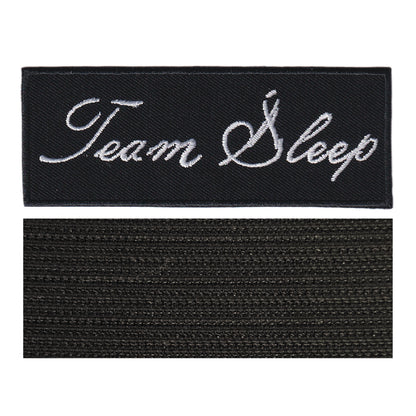 MAXIMUMPATCHES - Team Sleep - 10 cm x 3,8 cm - Ecusson Patch Brodé Avec Scratch Cousu Au Dos + Carré Scratch A Coudre, Face Opposé 10 cm x 10 cm/Groupe Musique Métal Rock Punk Heavy Trash Blues