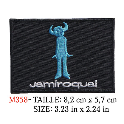 MAXIMUMPATCHES - Ecusson Patch Brodé Thermocollant - 8,2 cm x 5,7 cm - Groupe Musique Rock Punk Hard Trash Métal Heavy Psychedelic