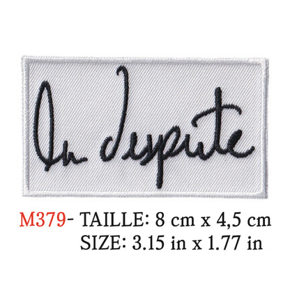 MAXIMUMPATCHES - Ecusson Patch Brodé Thermocollant - 8 cm x 4,5 cm - La Dispute Groupe Musique Rock Punk Hard Trash Métal Heavy Psychedelic