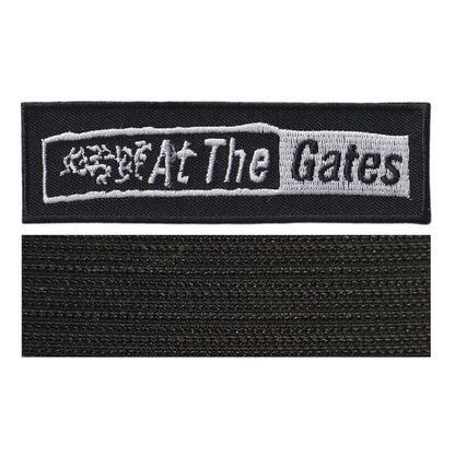 MAXIMUMPATCHES - At The Gates - 10,8 cm x 3,2 cm - Ecusson Patch Brodé Avec Scratch Cousu Au Dos + Carré Scratch A Coudre, Face Opposé 10 cm x 10 cm/Groupe Musique Métal Rock Punk Heavy Trash Blues
