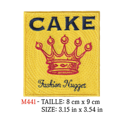 MAXIMUMPATCHES - Ecusson Patch Brodé Thermocollant - 8 cm x 9 cm - Cake Groupe Musique Rock Punk Hard Trash Métal Heavy Psychedelic