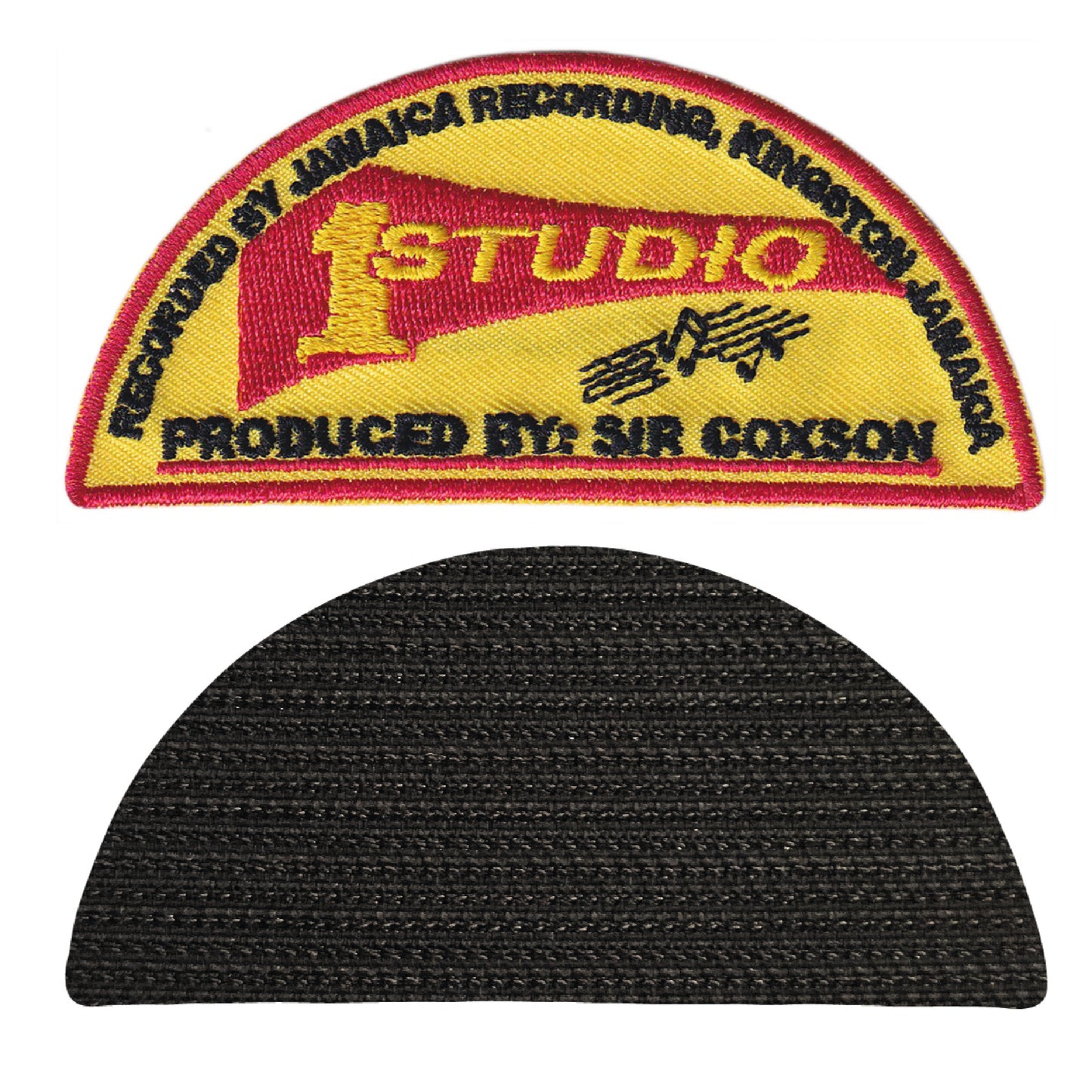MAXIMUMPATCHES - 9 cm x 4 cm - Ecusson Patch Brodé Avec Scratch Cousu Au Dos + Carré Scratch A Coudre, Face Opposé 10 cm x 10 cm/Groupe Musique Métal Rock Punk Heavy Trash Blues Reggae Rocksteady Ska Studio 1